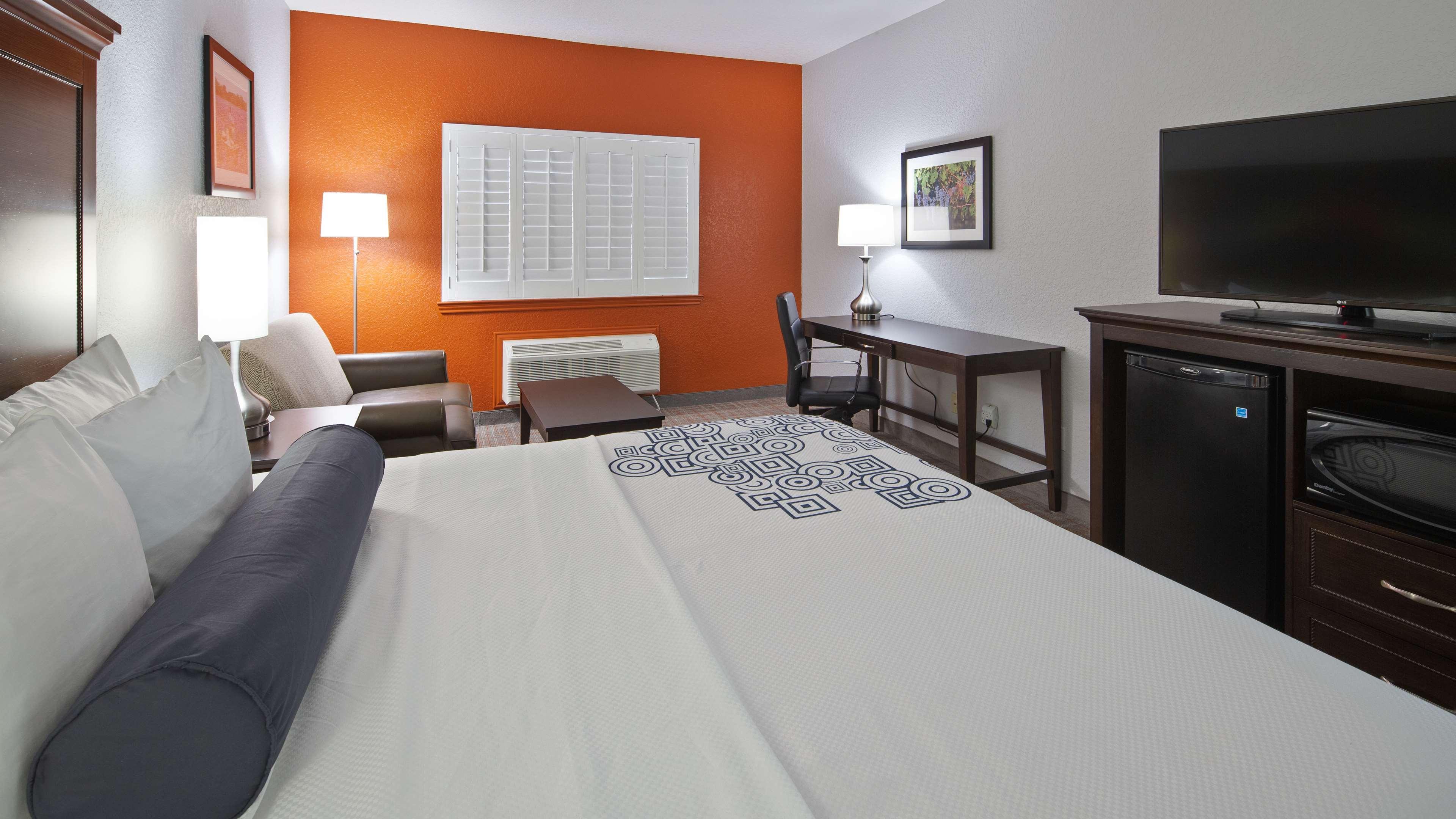 Best Western Plus Fredericksburg Buitenkant foto