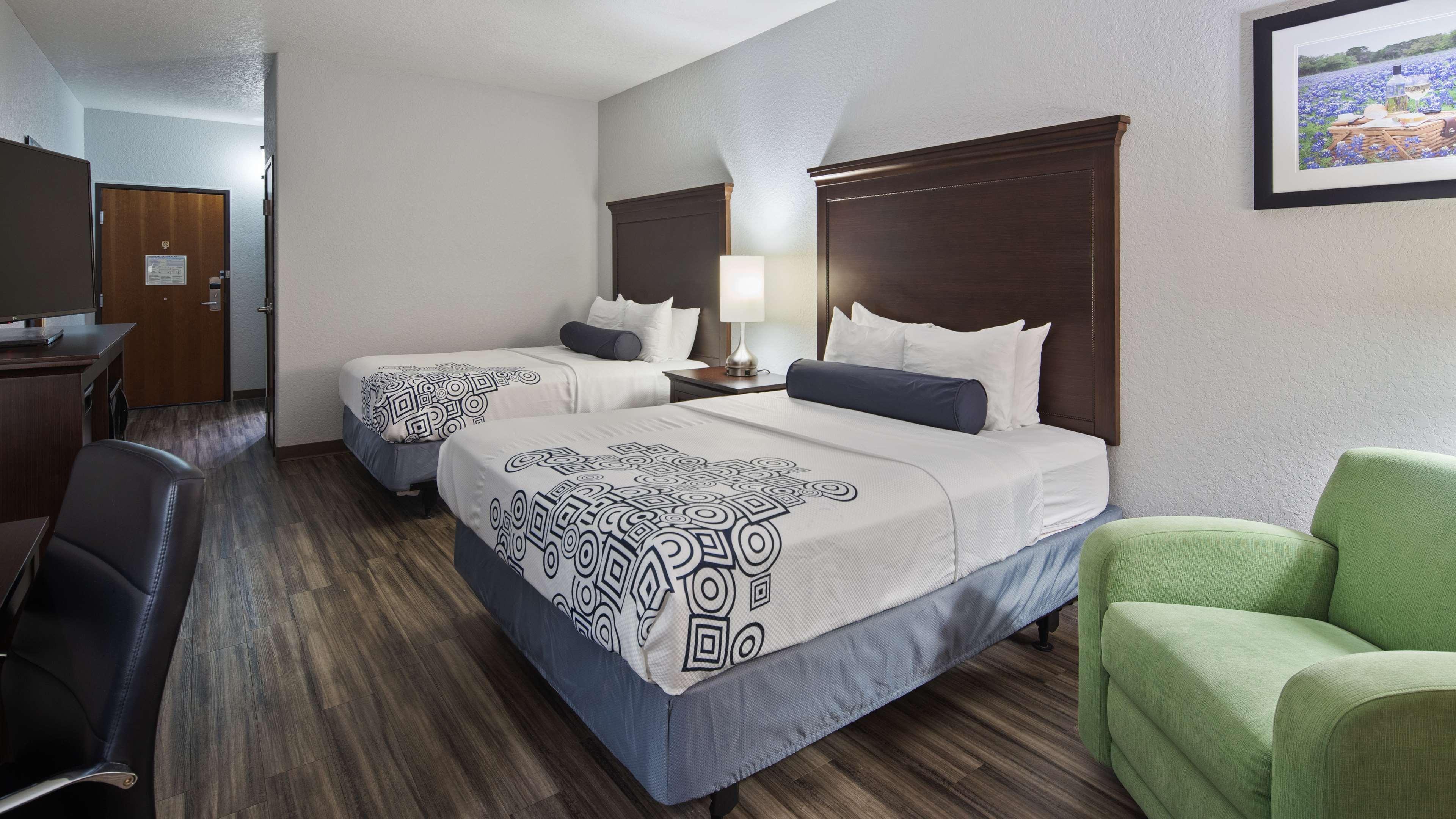 Best Western Plus Fredericksburg Buitenkant foto