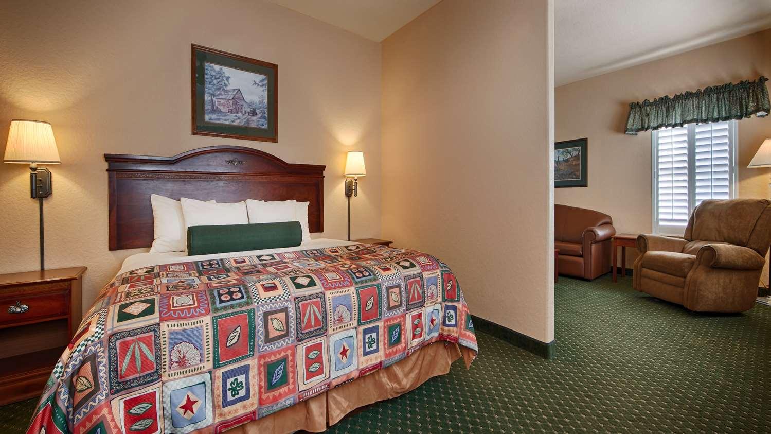 Best Western Plus Fredericksburg Buitenkant foto