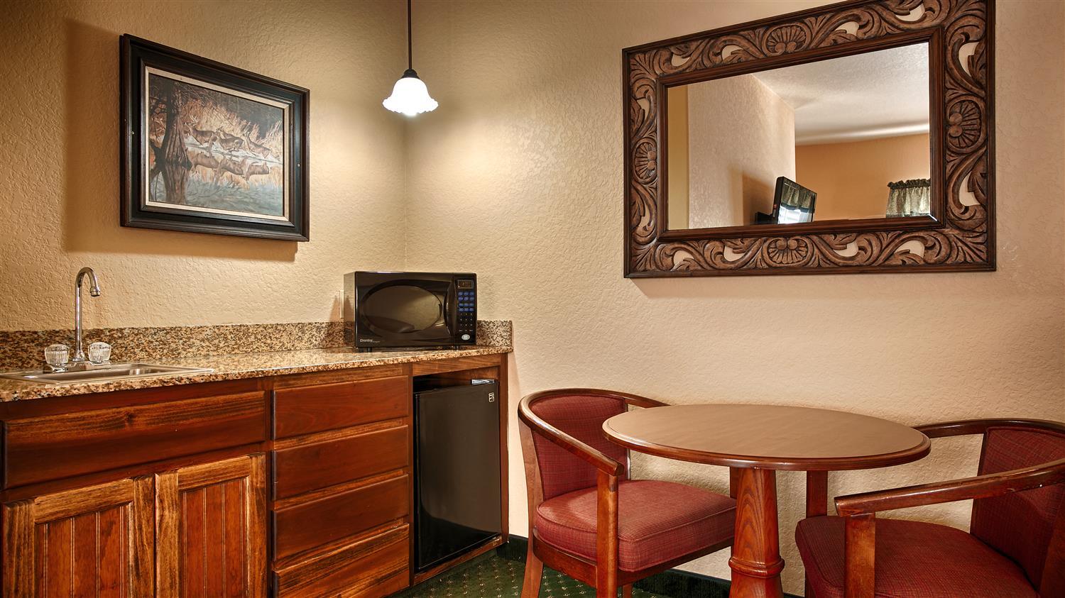 Best Western Plus Fredericksburg Buitenkant foto