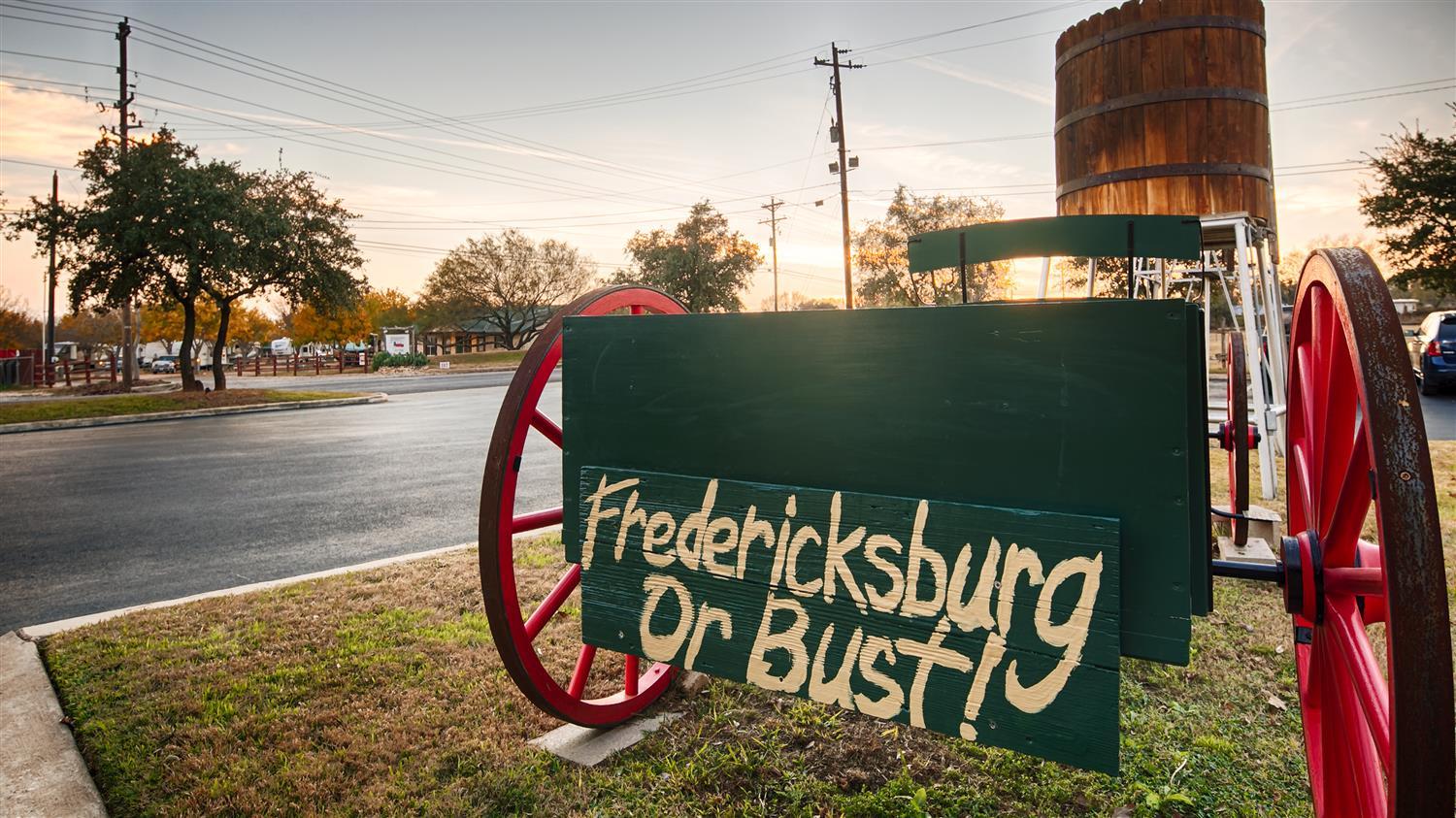 Best Western Plus Fredericksburg Buitenkant foto