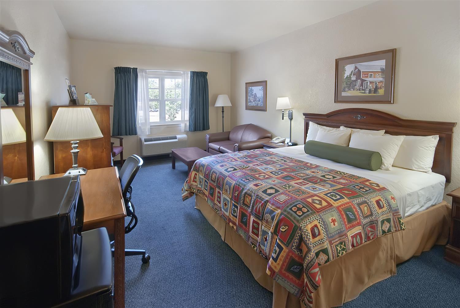 Best Western Plus Fredericksburg Buitenkant foto