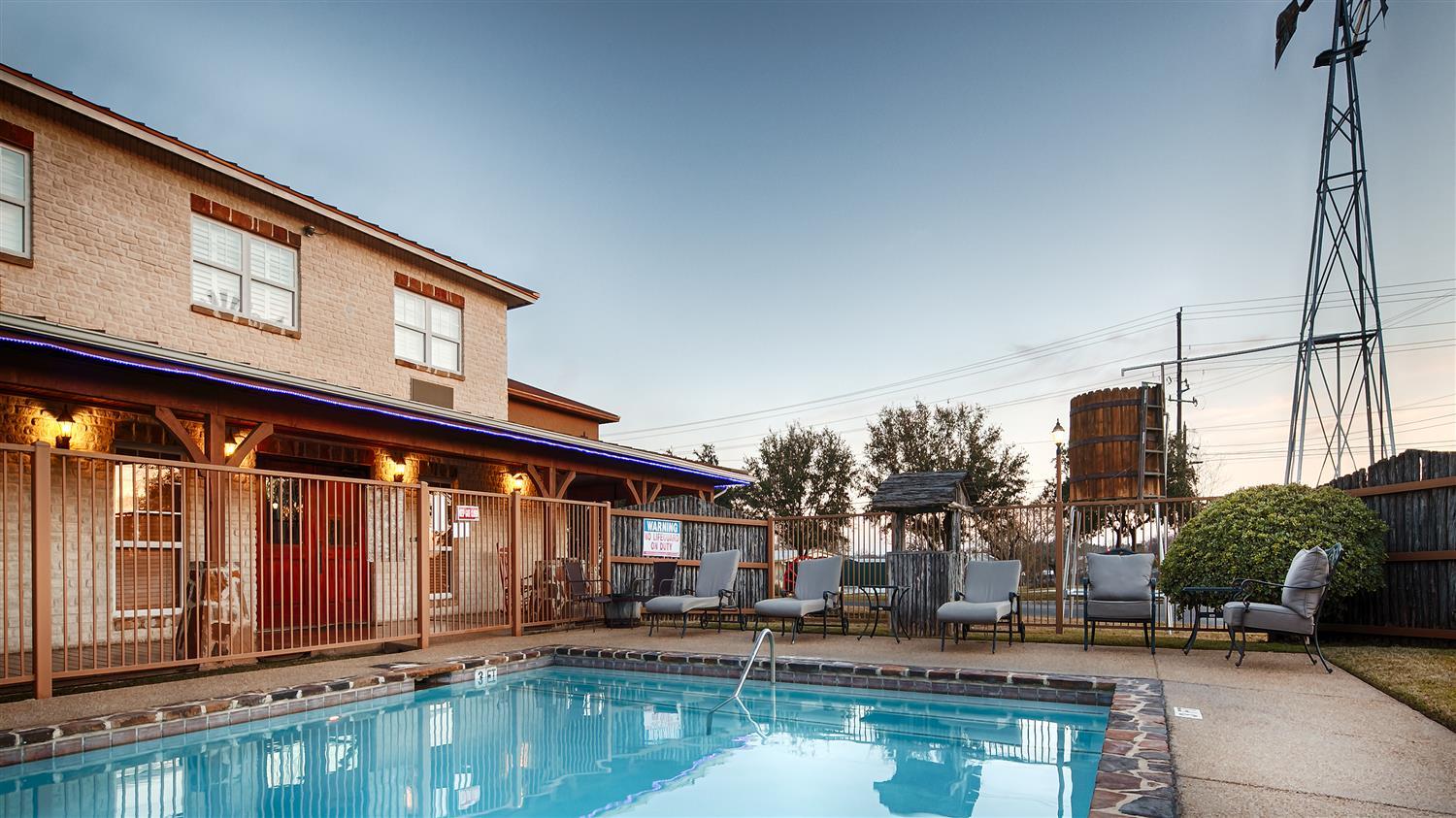 Best Western Plus Fredericksburg Buitenkant foto