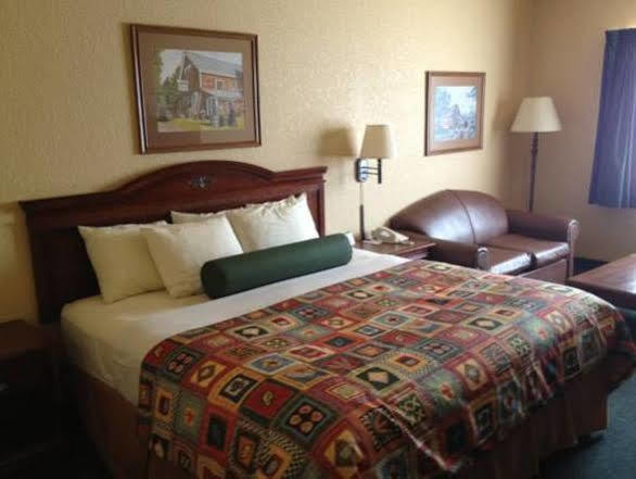 Best Western Plus Fredericksburg Buitenkant foto
